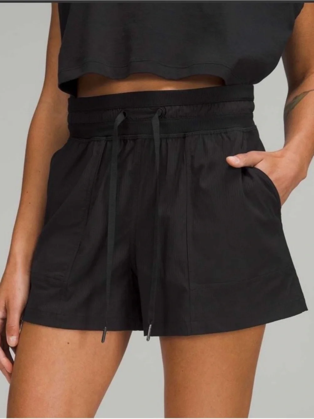 Lululemon Dance Studio High-Rise Short 3.5